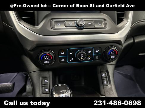 Used 2019 GMC Acadia SLE w/ Driver Alert Package I AWD/4WD image 21