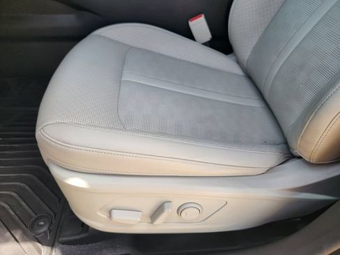 Used 2025 Kia Sorento EX FWD image 25