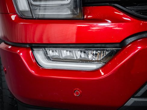 Used 2022 Ford F150 Lariat w/ Equipment Group 502A High image 11