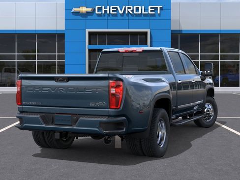 New 2026 Chevrolet Silverado 3500 High Country w/ High Country Premium Package AWD/4WD image 4