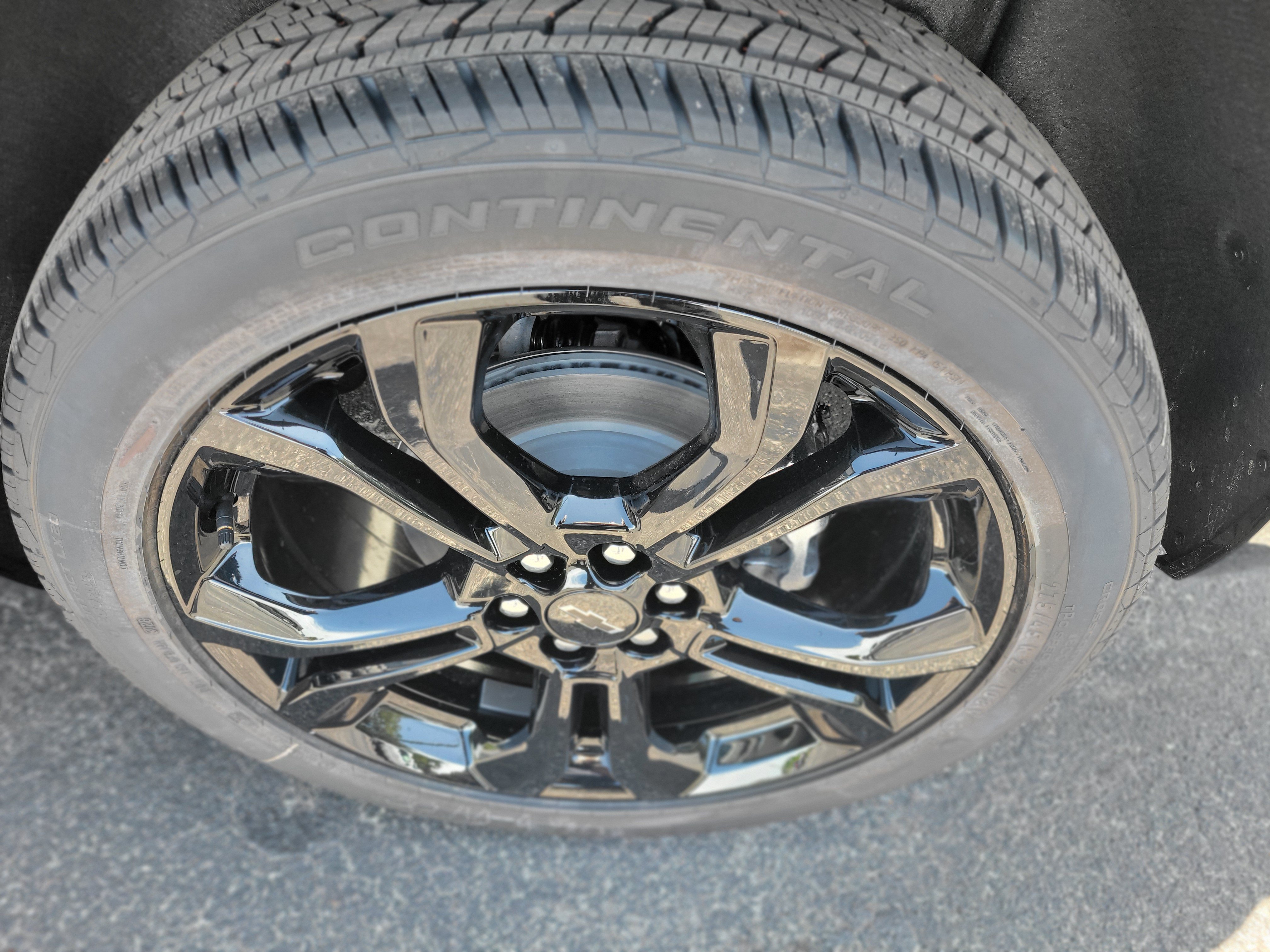 New 2027 Chevrolet Traverse RS FWD image 38