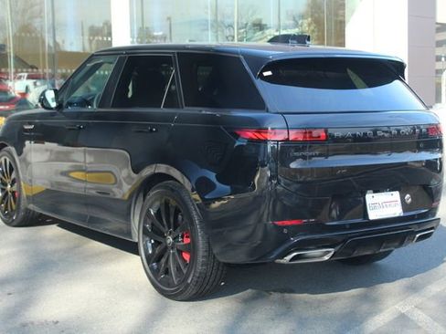 Used 2025 Land Rover Range Rover Sport Dynamic SE image 11