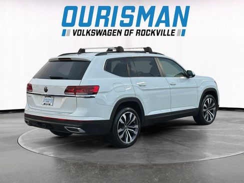 Used 2022 Volkswagen Atlas SE w/ Panoramic Sunroof Package image 6