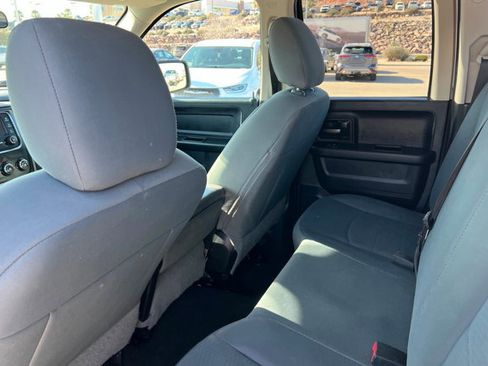 Used 2017 RAM 1500 Express image 19