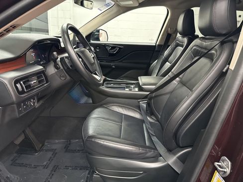 Used 2023 Lincoln Aviator Reserve w/ Equipment Group 201A AWD/4WD image 19