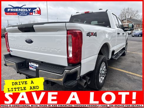 Used 2024 Ford F350 XLT image 8