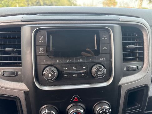 Used 2018 RAM 3500 Tradesman image 18