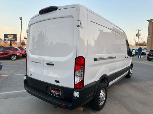 Used 2023 Ford Transit 250 Medium Roof AWD image 7