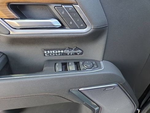 New 2026 Chevrolet Silverado 1500 High Country AWD/4WD image 10