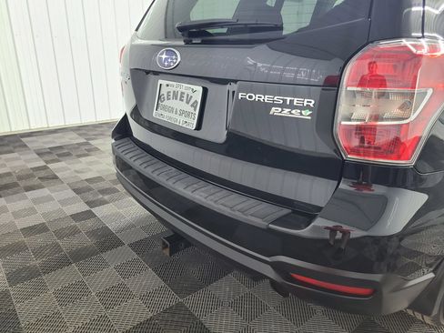 Used 2016 Subaru Forester 2.5i Limited AWD/4WD image 19