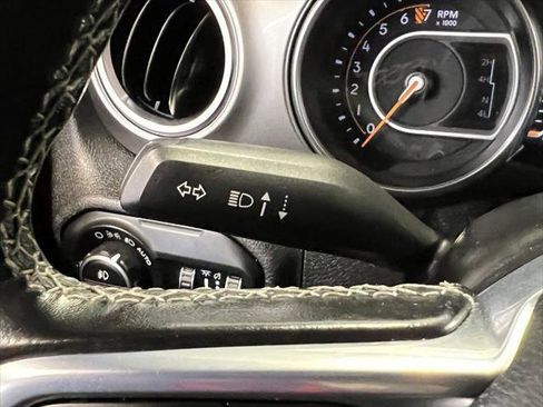 Certified 2021 Jeep Gladiator Overland w/ Cold Weather Group image 34