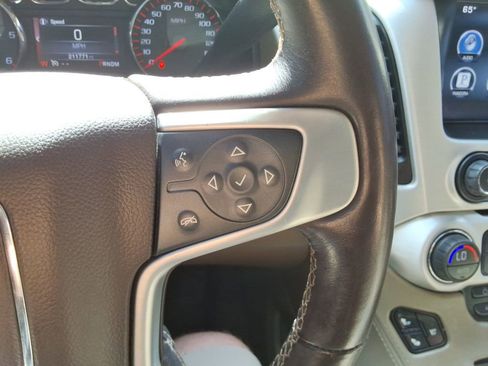 Used 2015 GMC Yukon XL SLT RWD image 28