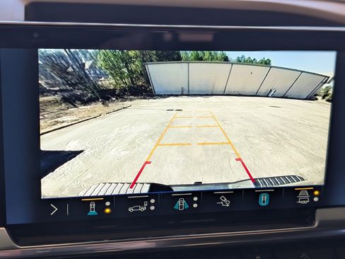 Used 2025 Chevrolet Silverado 2500 High Country w/ High Country Premium Package image 28