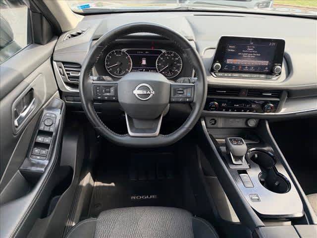 Used 2026 Nissan Rogue SV FWD image 13