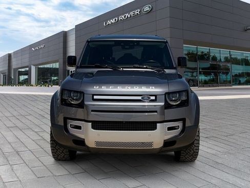 Used 2022 Land Rover Defender 110 S AWD/4WD image 8