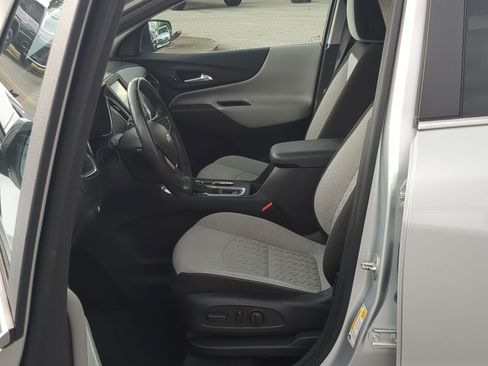 Used 2022 Chevrolet Equinox LT FWD image 12