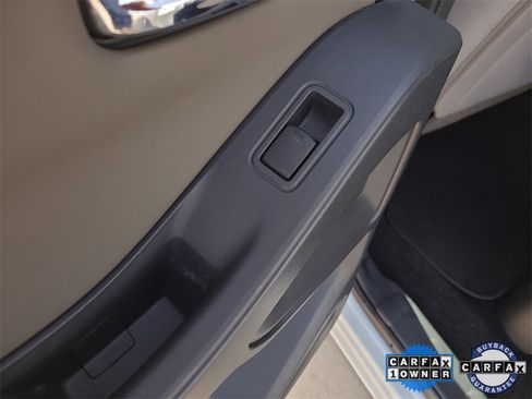 Used 2022 Nissan Frontier SV image 15