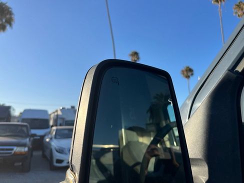 Used 2019 Ford Transit 250 148 High Roof Extended RWD image 9