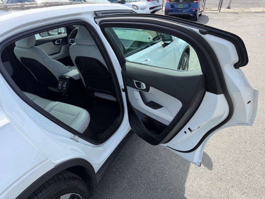 Used 2024 Polestar Polestar 2 AWD/4WD image 36