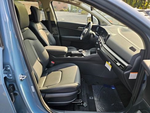 New 2026 Kia Sportage EX w/ EX Panoramic Sunroof Package image 30