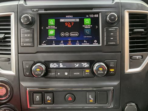 Used 2019 Nissan Titan SL w/ Midnight Edition image 19