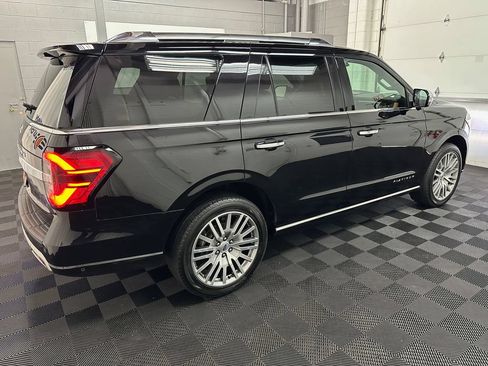 Used 2022 Ford Expedition Platinum AWD/4WD image 10