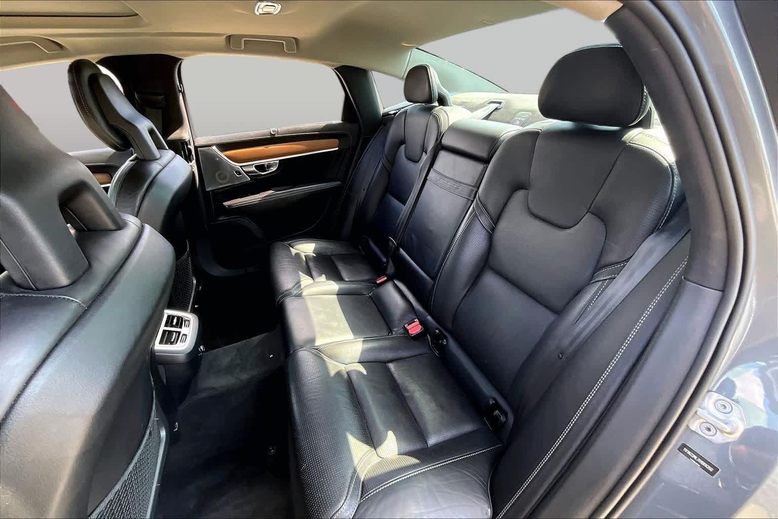Used 2017 Volvo S90 T6 Inscription w/ Vision Package AWD/4WD image 19