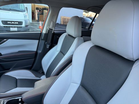 Used 2019 Subaru Crosstrek 2.0i Limited w/ Moonroof Package w/Navigation image 8