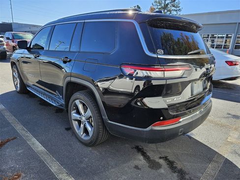 Used 2021 Jeep Grand Cherokee L Limited image 9