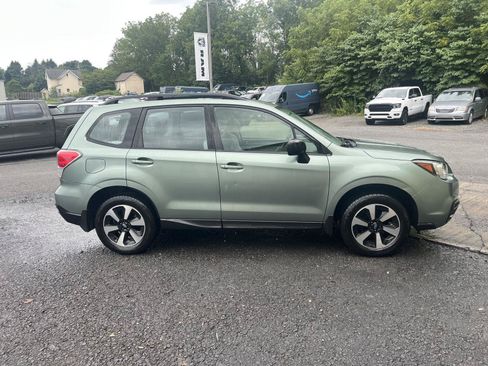Used 2017 Subaru Forester 2.5i w/ Alloy Wheel Package AWD/4WD image 2