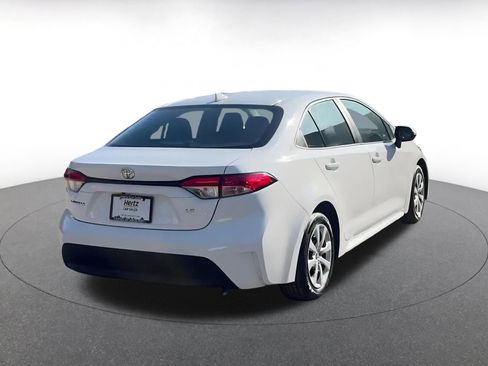 Used 2025 Toyota Corolla LE image 12