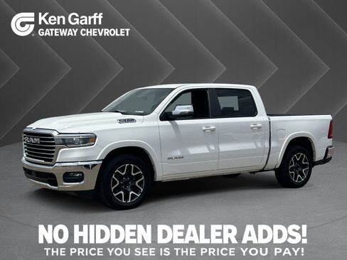 Used 2025 RAM 1500 Laramie AWD/4WD image 1