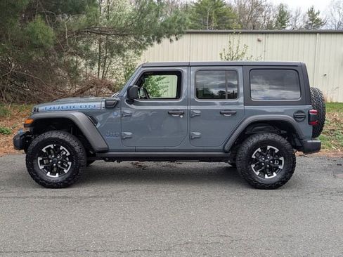 Certified 2025 Jeep Wrangler Unlimited Rubicon 4xe w/ Convenience Group AWD/4WD image 8