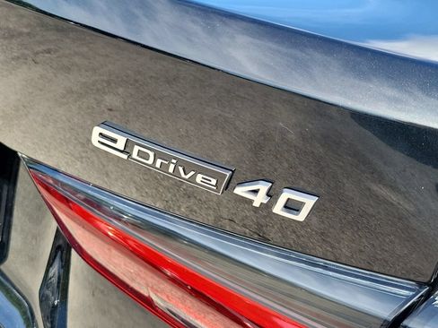 Used 2025 BMW i4 eDrive40 RWD image 14