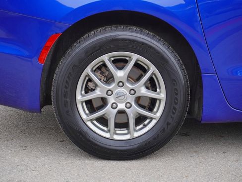 Used 2021 Chrysler Pacifica Touring image 12