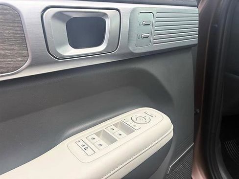 Used 2025 Hyundai Santa Fe Calligraphy FWD image 19