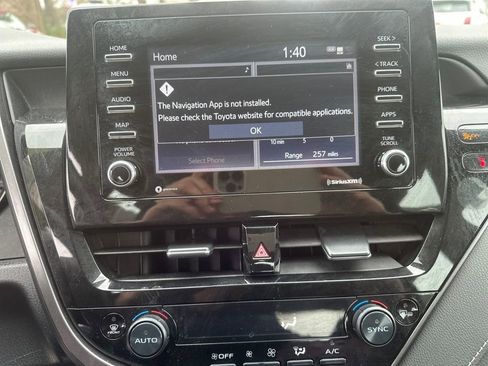 Used 2023 Toyota Camry SE image 8