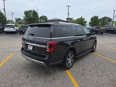 Used 2024 Ford Expedition Max Limited RWD image 8