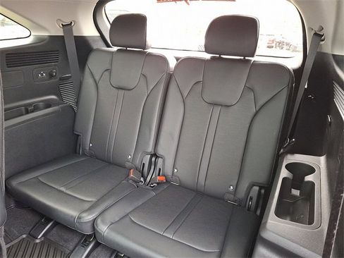 Certified 2025 Kia Sorento SX image 10