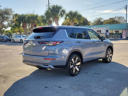New 2026 Mitsubishi Outlander SE FWD image 6