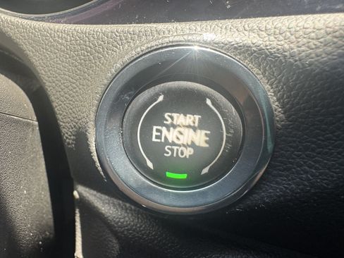 Used 2023 Buick Encore GX Essence w/ Experience Buick Package FWD image 28