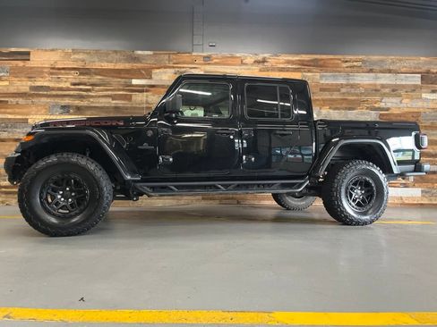 Used 2021 Jeep Gladiator Rubicon w/ Dual Top Group AWD/4WD image 30