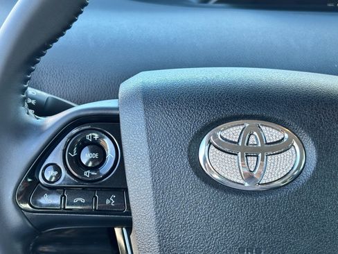 Certified 2022 Toyota Prius Prime XLE image 22
