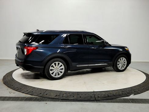 Used 2024 Ford Explorer Limited w/ Limited Technology Package image 7