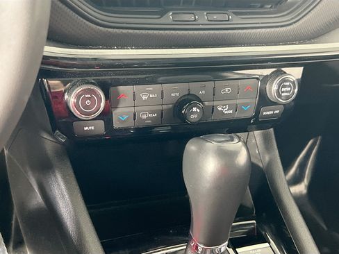 Used 2022 Jeep Compass Trailhawk w/ Sun and Sound Group AWD/4WD image 15
