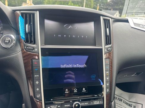 Used 2015 INFINITI Q50 AWD w/ Technology Package image 32