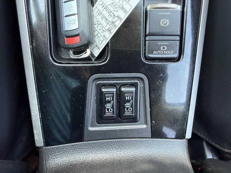 Used 2020 Mitsubishi Outlander SEL FWD image 21