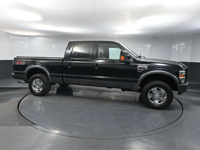 Used 2008 Ford F250 FX4 AWD/4WD image 2