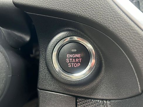 Used 2023 Subaru Forester Premium AWD/4WD image 16