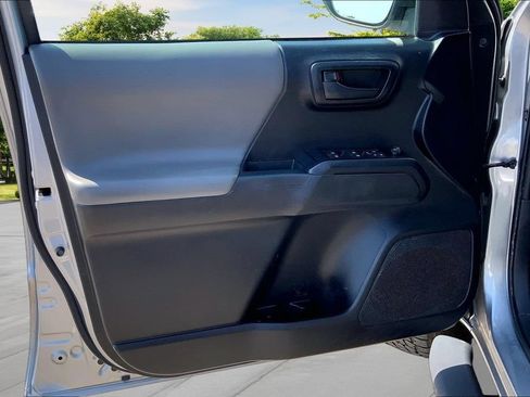 Used 2021 Toyota Tacoma SR w/ SR Convenience Package RWD image 20